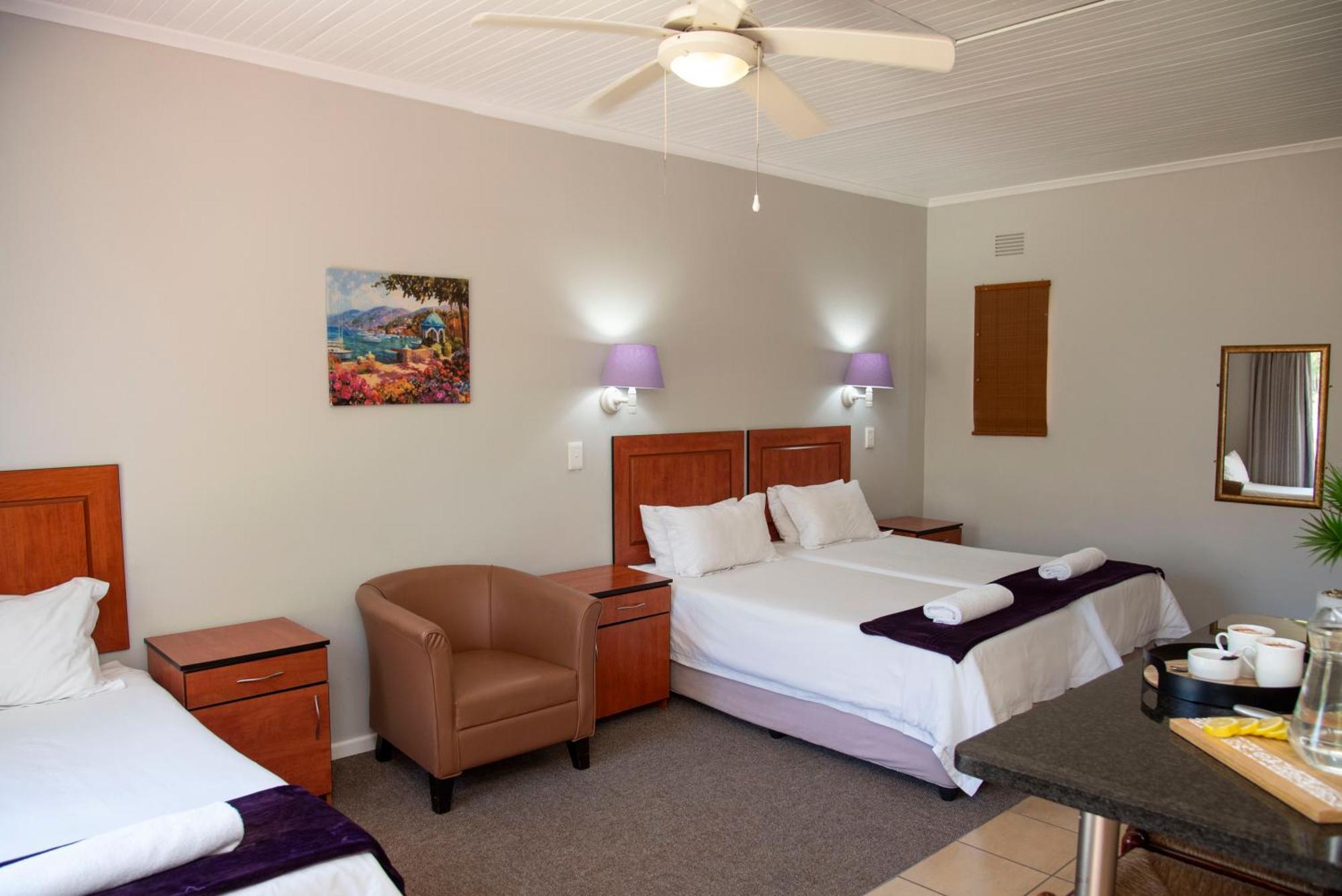 Pine Lodge George Room photo